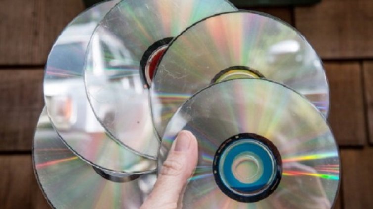 Ресторанти и хотели ще плащат по-малко за музика 