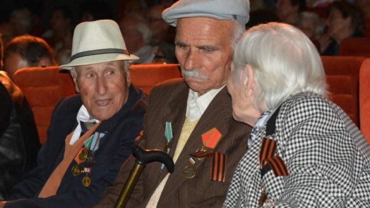 Сбогом на ветерана! На изпроводяк &ndash; още екстри  