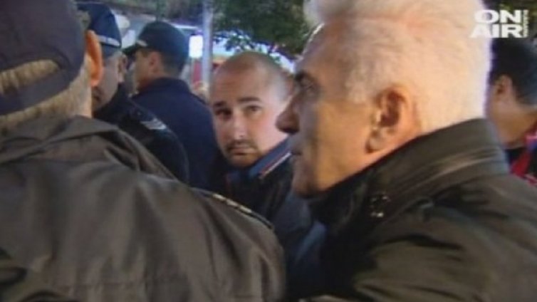 Цацаров уведомен за Сидеров, разпитват се очевидци