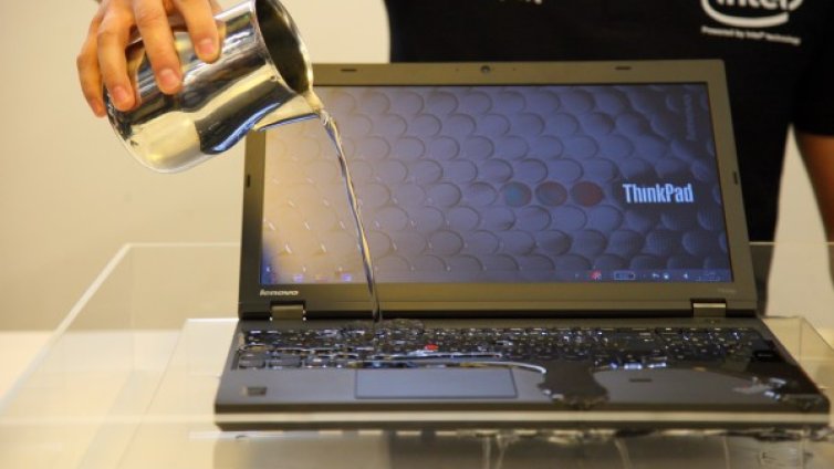 ThinkPad издържа 9-те кръга на технологичния ад