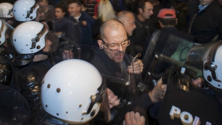 Безредици в Черна гора на протест срещу кабинета