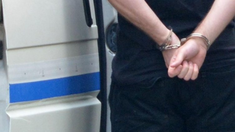 Разбиха плевенска група за трафик на жени 