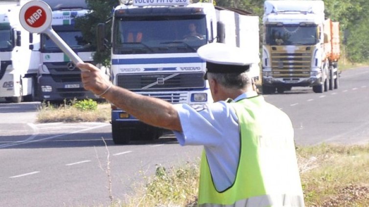 Не плащаш акт към КАТ - запорират ти заплатата