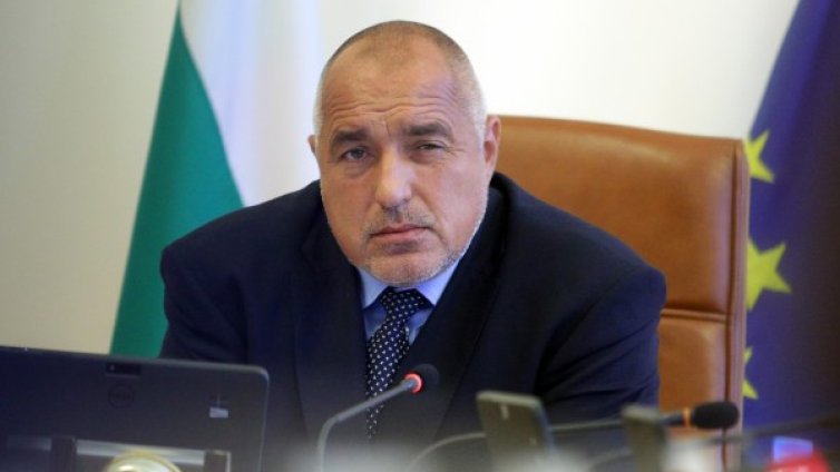 Референдум, бежанци, болести &ndash; премиерските болежки