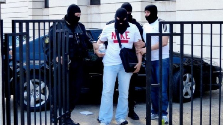 Издирват Чикагото, а той във Facebook: Изберете ме!