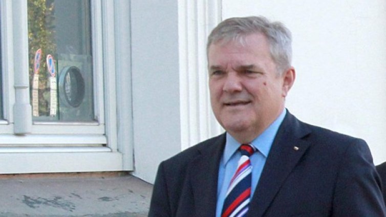 ЦИК изпуска срокове, трябва й помощ, предупреди АБВ