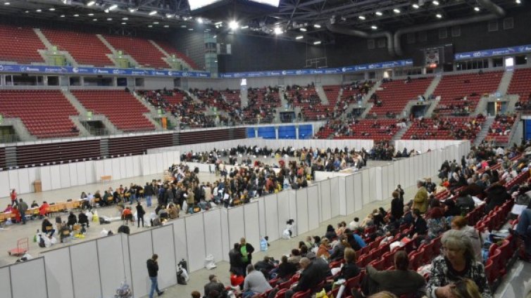 Осем души са виновни за ада в "Арена Армеец"