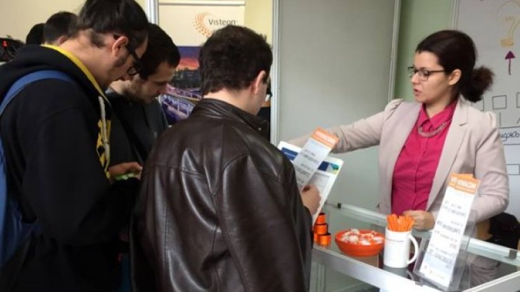 ВТБ Капитал сложи Виваком на тезгяха