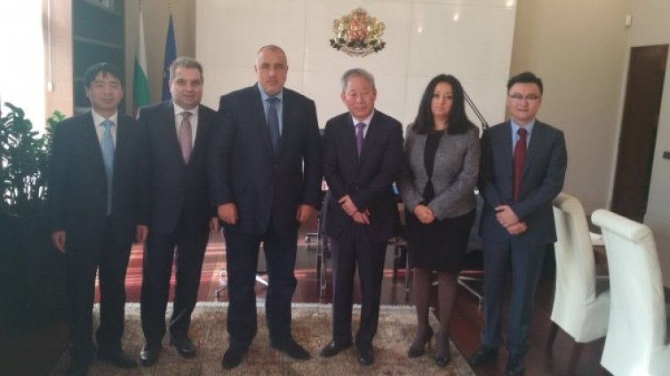 Китайска компания с мераци за център за иновации у нас