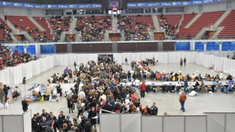 СИК нападна ЦИК: Хаосът в "Арена" &ndash; подготвен