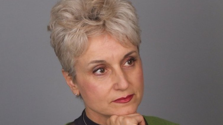 В ерата на биотехнологиите и прицелните терапии е наивно да се вярва, че билки могат да излекуват артрит 