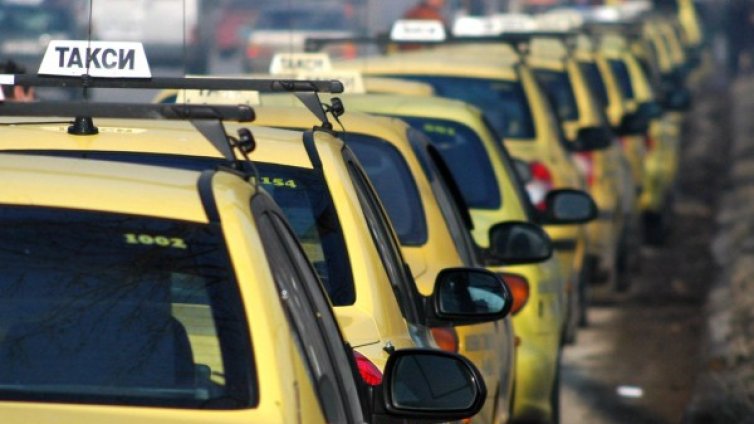 Урок по човечност... от един столичен таксиджия