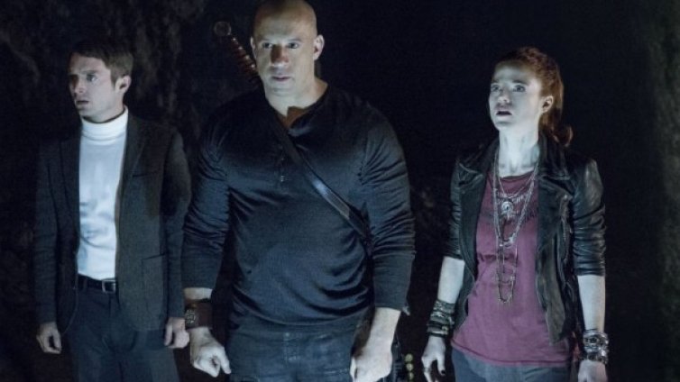 "Последният ловец на вещици" прогони "Ой, къде изчезна Ной"