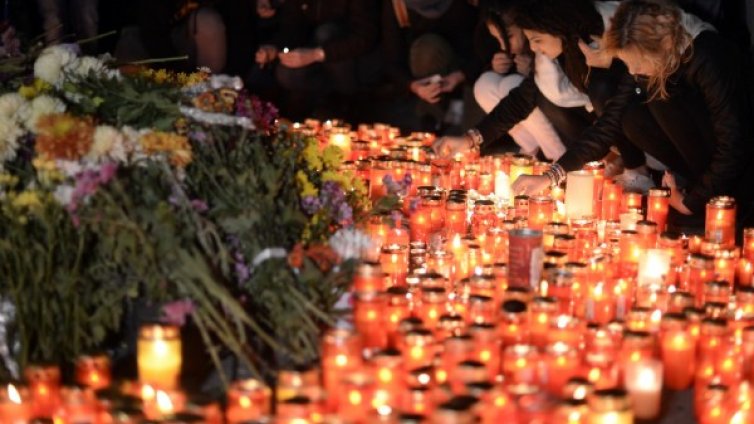  Жертвите от нощния клуб в Букурещ станаха 49