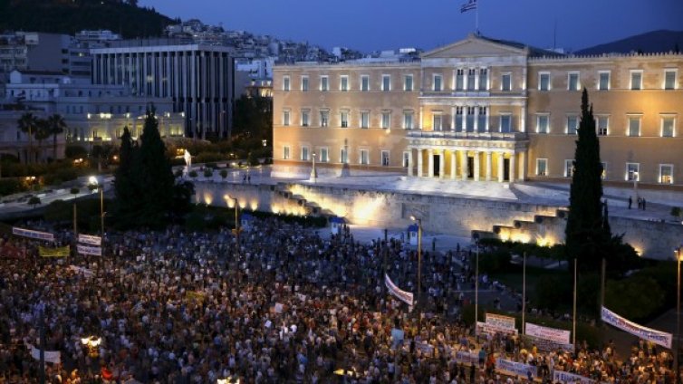 Гърция пак стачкува &ndash; искат си ниските данъци 