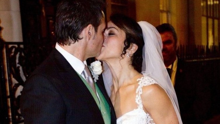 Менделсон звуча за похотливата лекарка на Челси