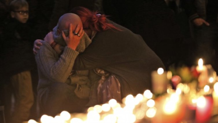 Засега: 129 убити, 352-ма ранени в Париж