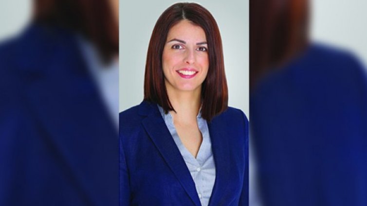 Взривиха руска депутатка с граната в колата й