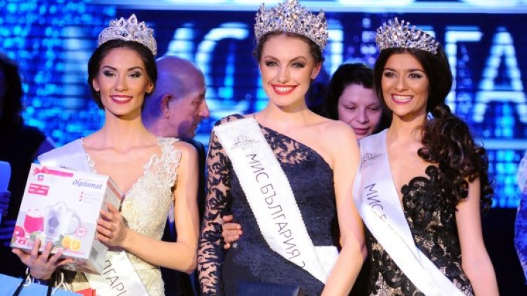 Марина Войкова от Елин Пелин e новата "Мис България"