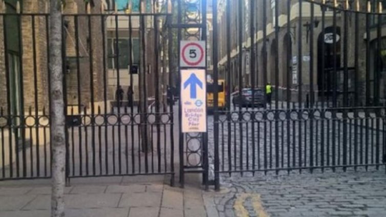 Евакуираха центъра на Лондон заради съмнителен багаж