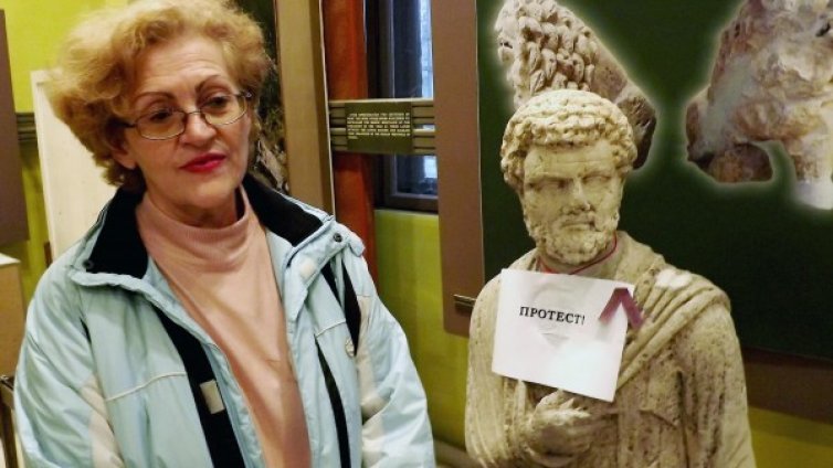 Повече пари за библиотекарките, за учените &ndash; не