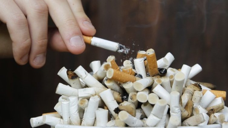 Цигарите на черно скочиха с 1 лев