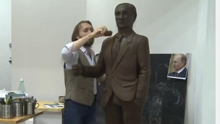 Шоколадов Путин в цял ръст
