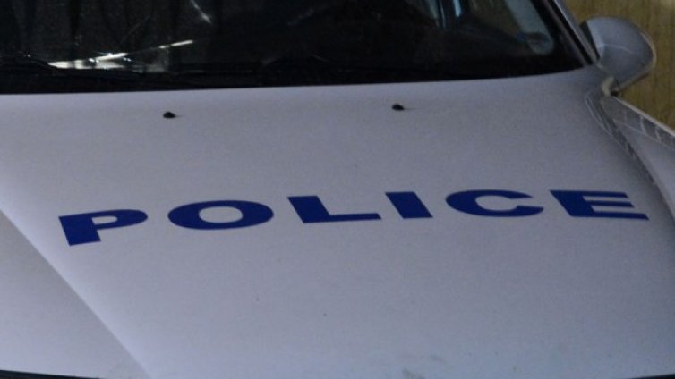 Жена загина, двама са в болница след сблъсък край Луковит