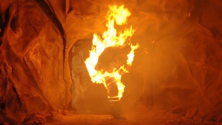 Пламна пътнически влак - пострадали няма