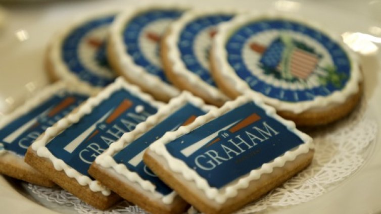 Кеф ти пуловери, кеф ти значки &ndash; US предизборни джунджурии 