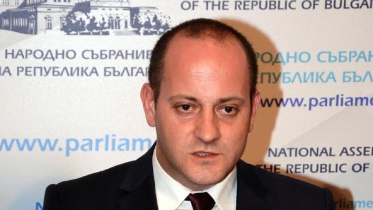 Радан Кънев хвърля оставка, ако ДСБ остане във властта