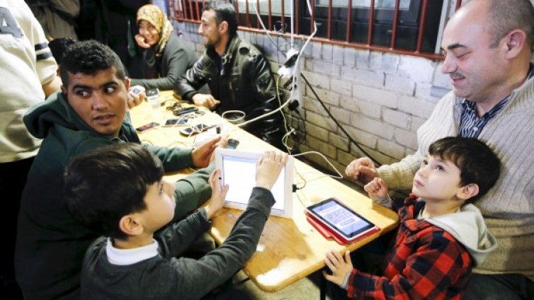 Екзекуции и отрязани глави в GSM-ите на мигранти