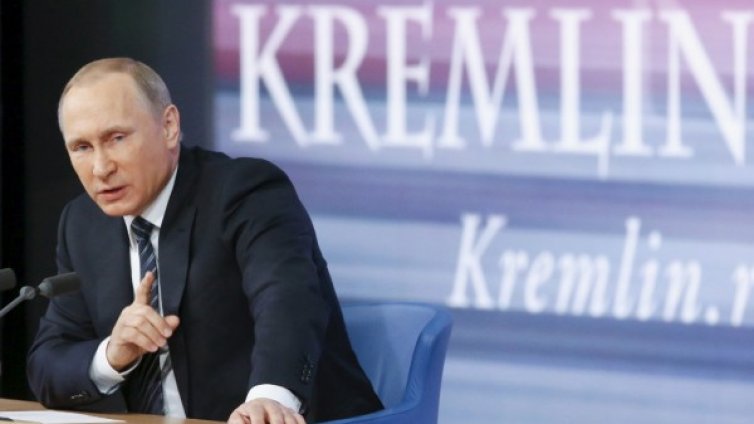 Путин: ИД защитава нелегалната търговия с петрол!