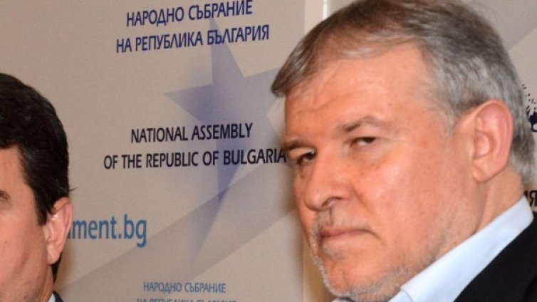Глас от СДС: И нека силата бъде с РБ...