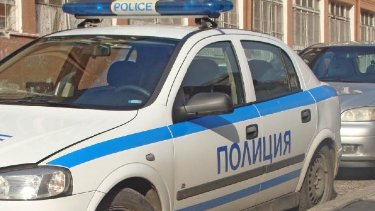 Намериха труп на 74-годишен мъж в село Добролево