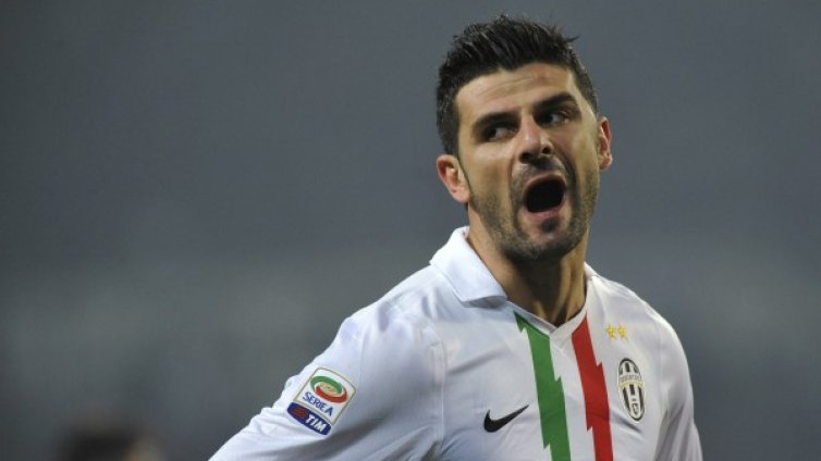 Разследват бивша звезда на Юве за връзка с мафията