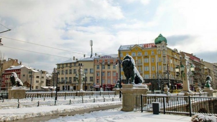 Единият от сбилите се на "Лъвов мост" в тежко състояние