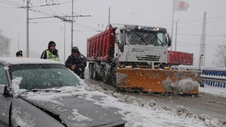 Неочаквана ваканция за децата от 58 училища 