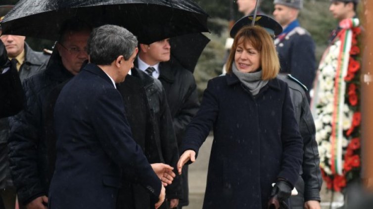 Фандъкова многозначителна: Президент ли? Има време...