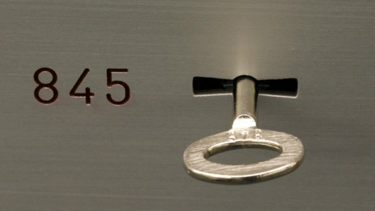 Абсурден обир: Свиха 70 бона от каса, ключът бил до нея