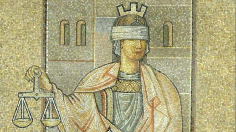 Мъж опита да продаде антични монети