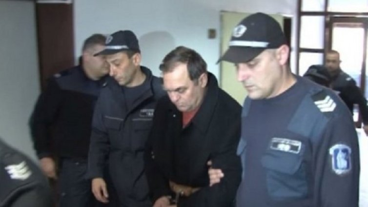 Насилената от Евстатиев Ирена била девствена