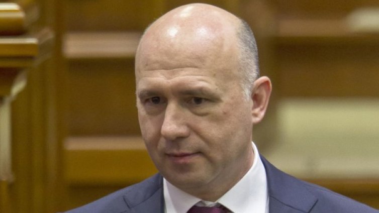 След щурм на парламента новият кабинет на Молдова положи клетва