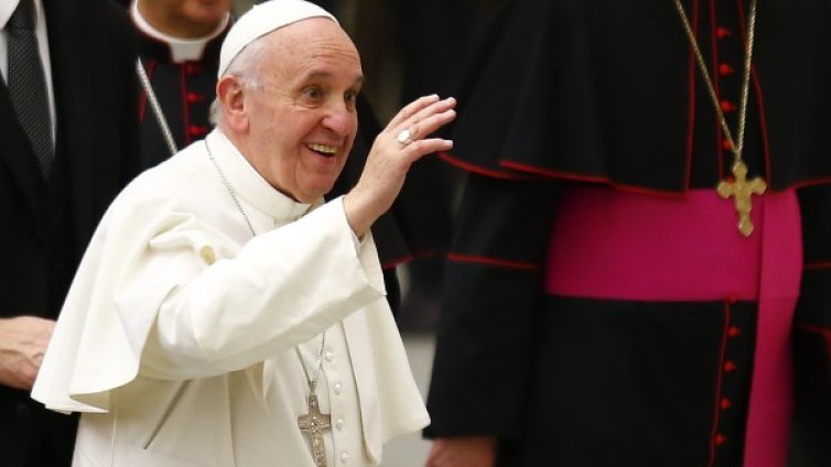 Папата: Интернет е дар Божи, ако се използва мъдро!