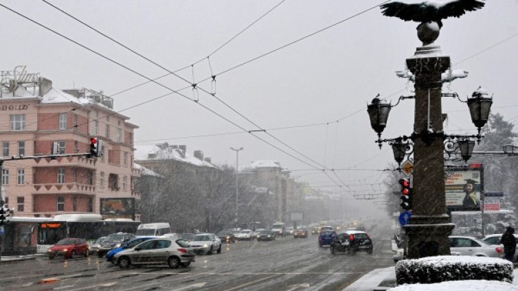 Метрото мести движението &ndash; за цели 2 години