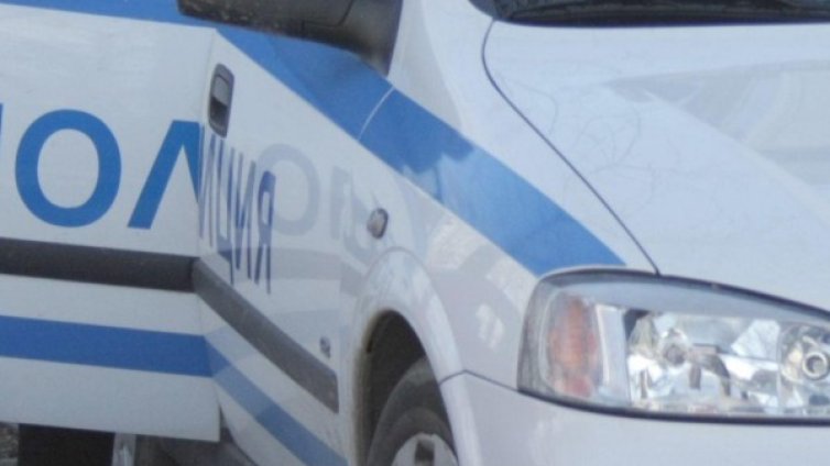 Пиян млад мъж нападна полицаи в Русе