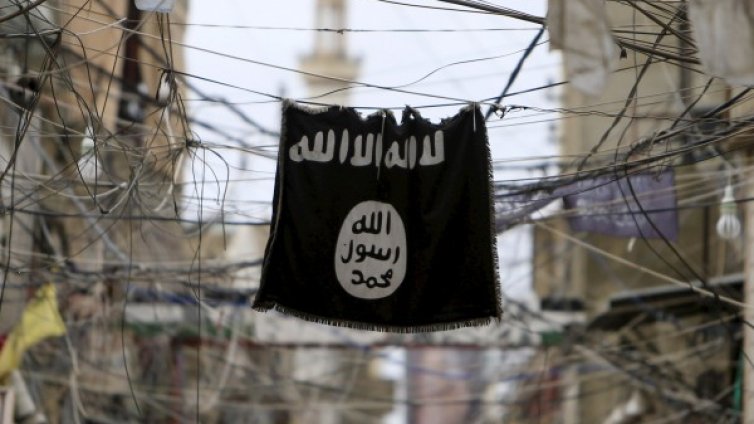 Затвор за британка, върнала се от "служба" при ИД