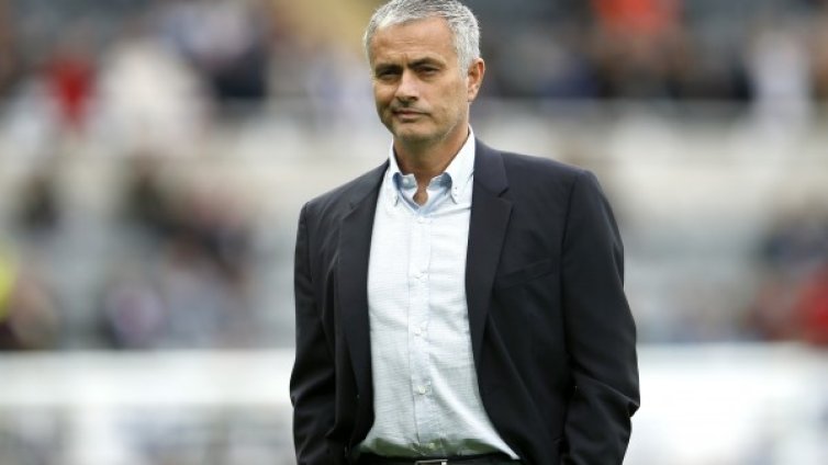 Юнайтед дава на Моуриньо 300 милиона паунда за селекция