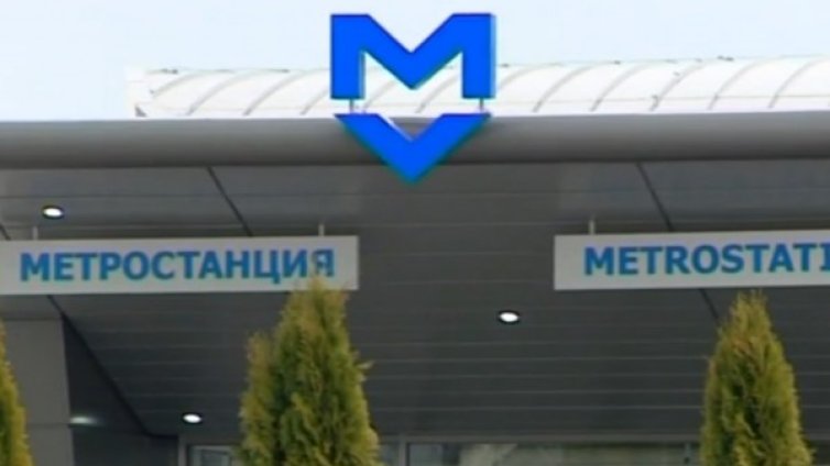 Стъклени прегради, влакове без машинисти – третият метролъч