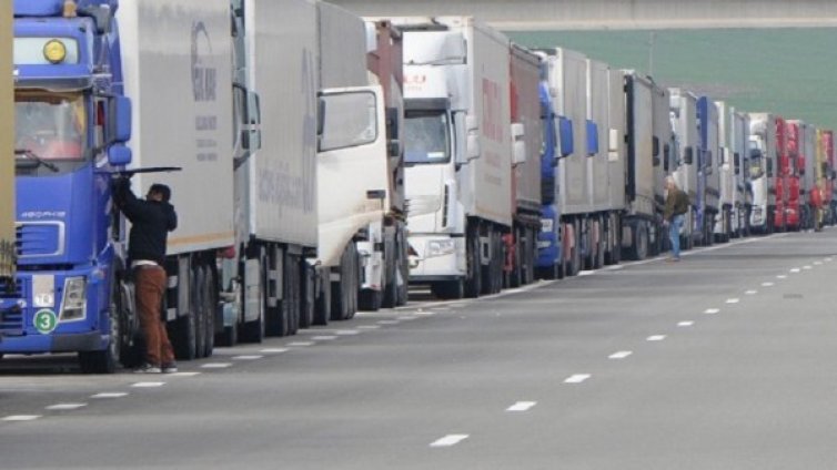 Превозвачите ни &ndash; заложници, това е тероризъм!